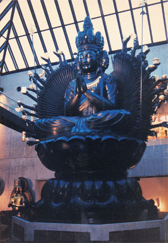 Senju Kannon statue